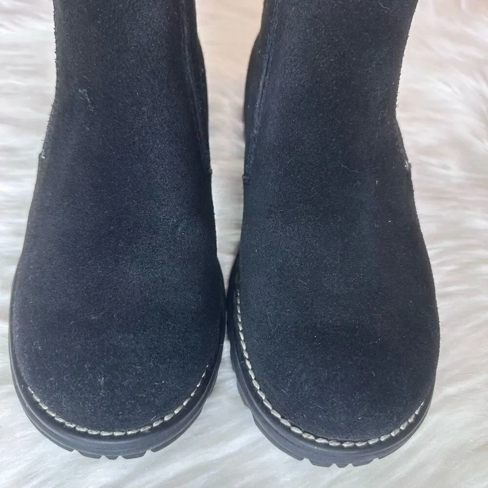 UGG #5431 Suede Shearling Lined Ankle Boots Size 7